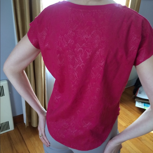 NWOT The Nike Tee PINK waxed snakeskin - Picture 7 of 7